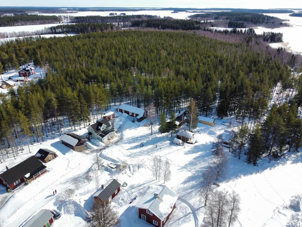 Torpet - Bed And Breakfast Med Charm Norrfjarden Exterior foto